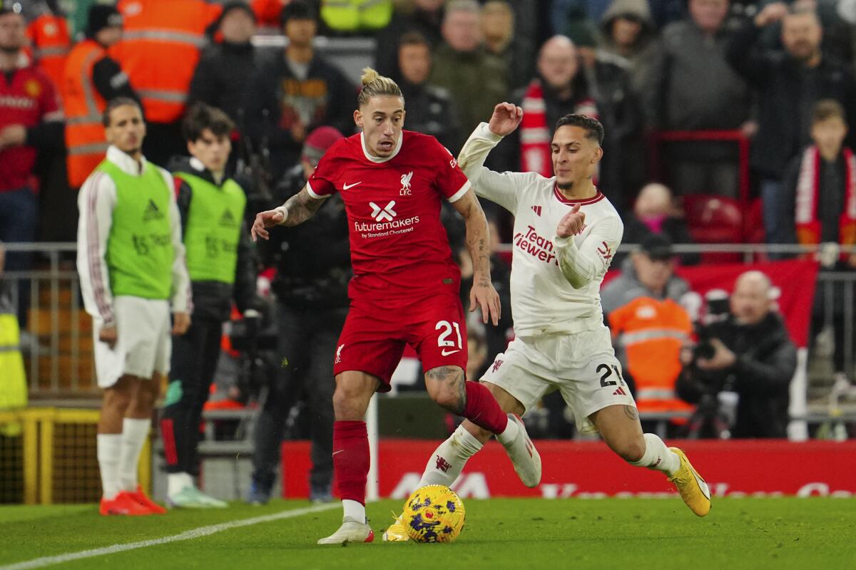 Relief for Ten Hag as Man United holds Liverpool to 0-0 draw at Anfield -  The San Diego Union-Tribune