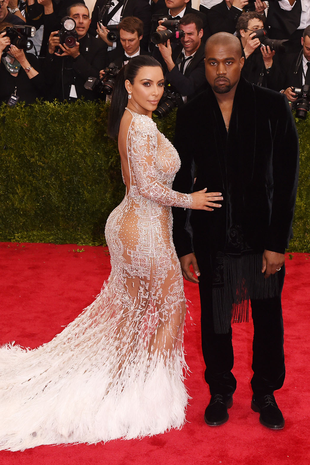 Kim Kardashian's Met Gala 2015 Red-Carpet Dress – The Hollywood Reporter