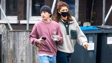 Zendaya Wraps Her Arm Around Tom Holland In The UK — See PDA Pic –  Hollywood Life