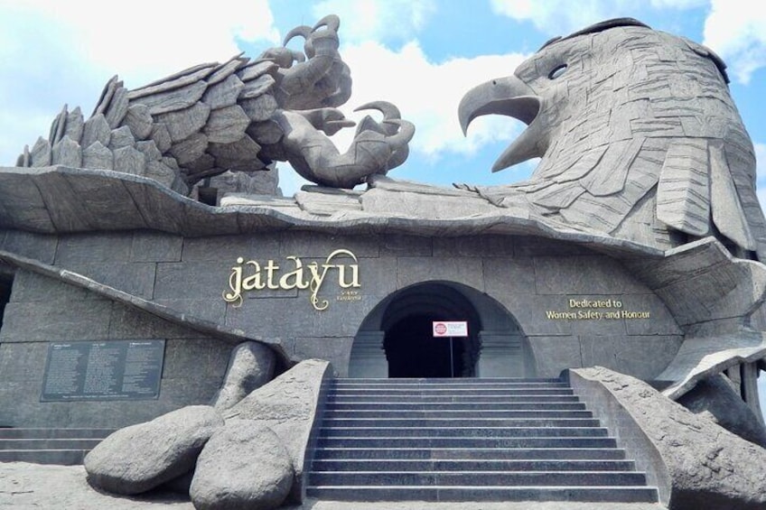 Private Jatayu Nature Park and Varkala Beach Tour from Kovalam