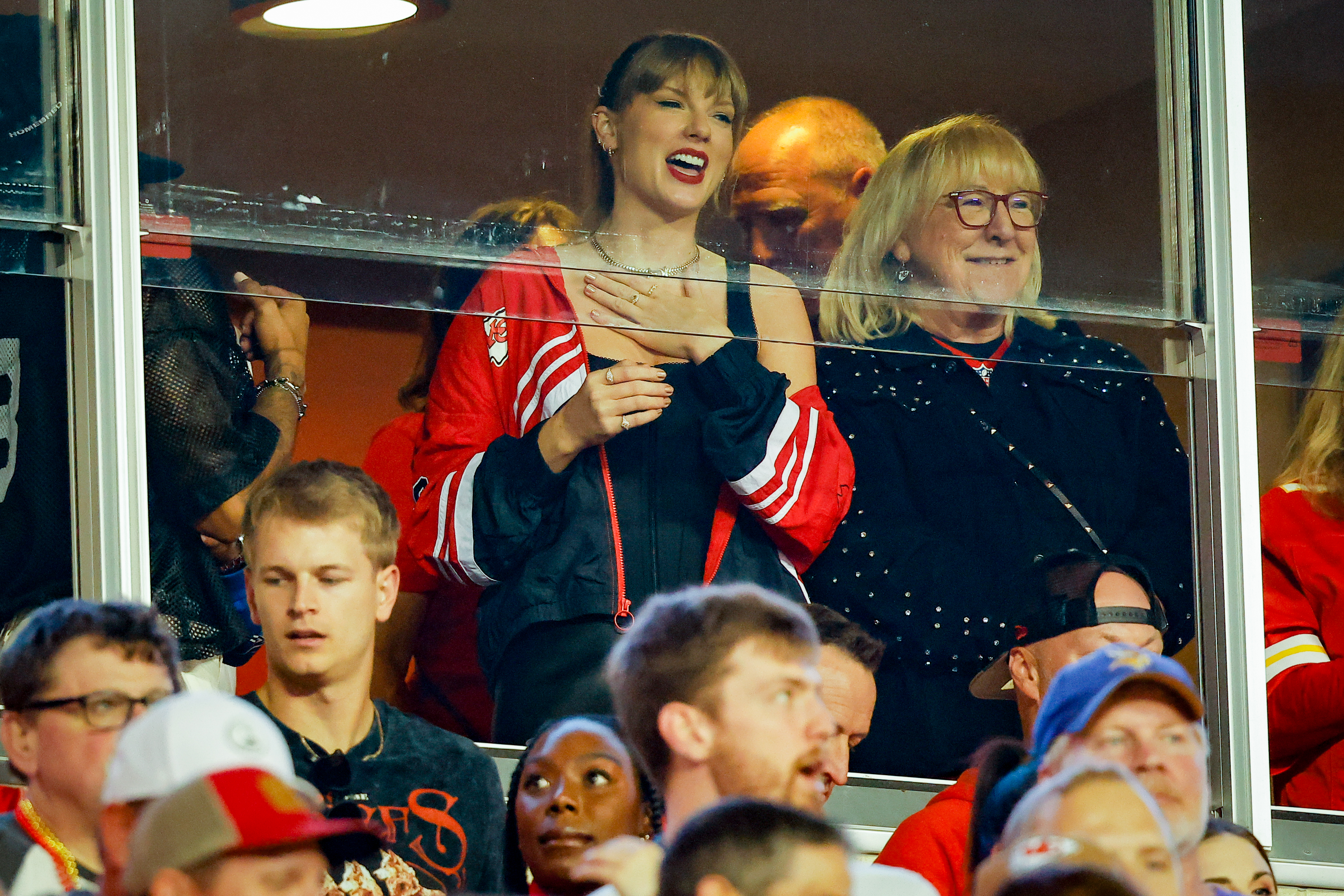 Donna Kelce and Taylor swift.