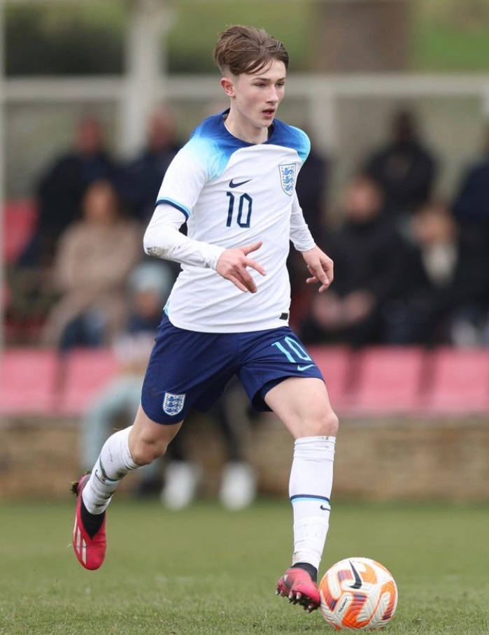 LUFC Youth on X: " 𝐈𝐍𝐓𝐄𝐑𝐍𝐀𝐓𝐈𝐎𝐍𝐀𝐋 𝐂𝐀𝐋𝐋-𝐔𝐏   Finlay Gorman has been named in the @England Under-16s squad  for their upcoming games against Italy #LUFCYouth | #LUFC  https://t.co/rbQLS1sedG" / X