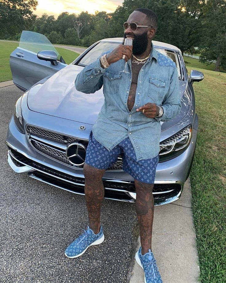 408 Likes, 5 Comments - V.I.G studios (@vigstudios) on Instagram: “Rick Ross  brought out the @mercedesbenz #maybach #S650… | Rick ross, Rick ross  fashion, Geek news