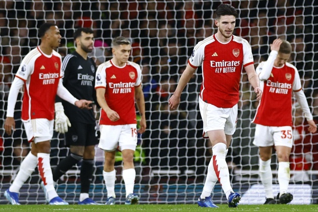 Arsenal trông không giống ứng cử viên vô địch | Bóng Đá