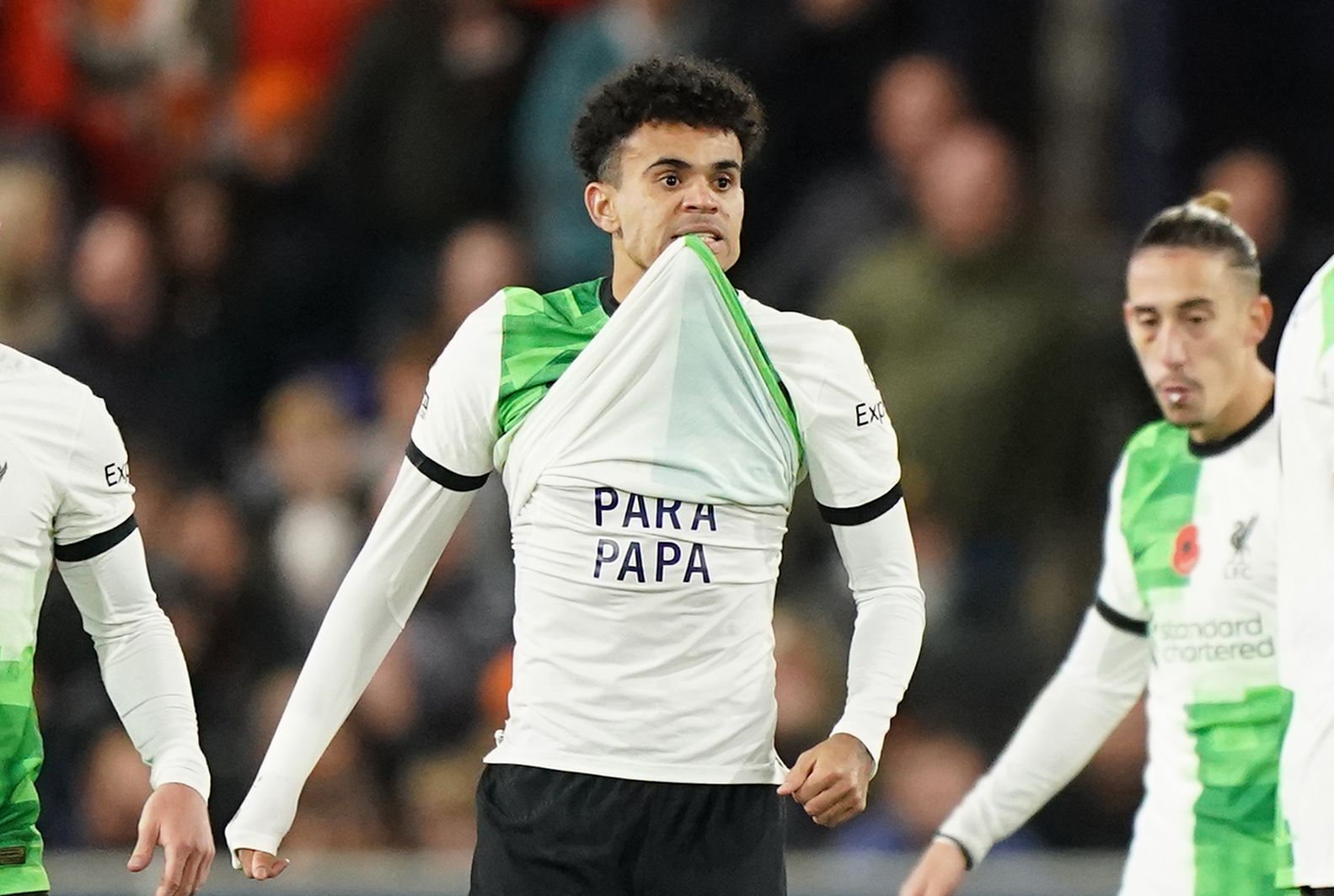 Luis Diaz paid tribute to his dad as he scored a late equaliser for Liverpool at Luton