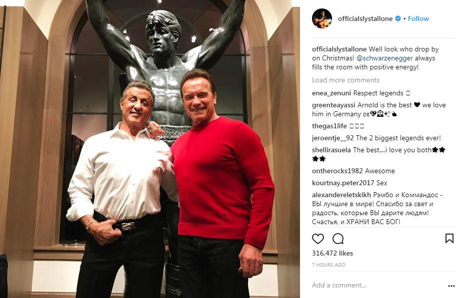  Arnold Schwarzenegger paid a Christmas Day visit to pal Sylvester Stallone and the pair captured their festive catch-up on camera