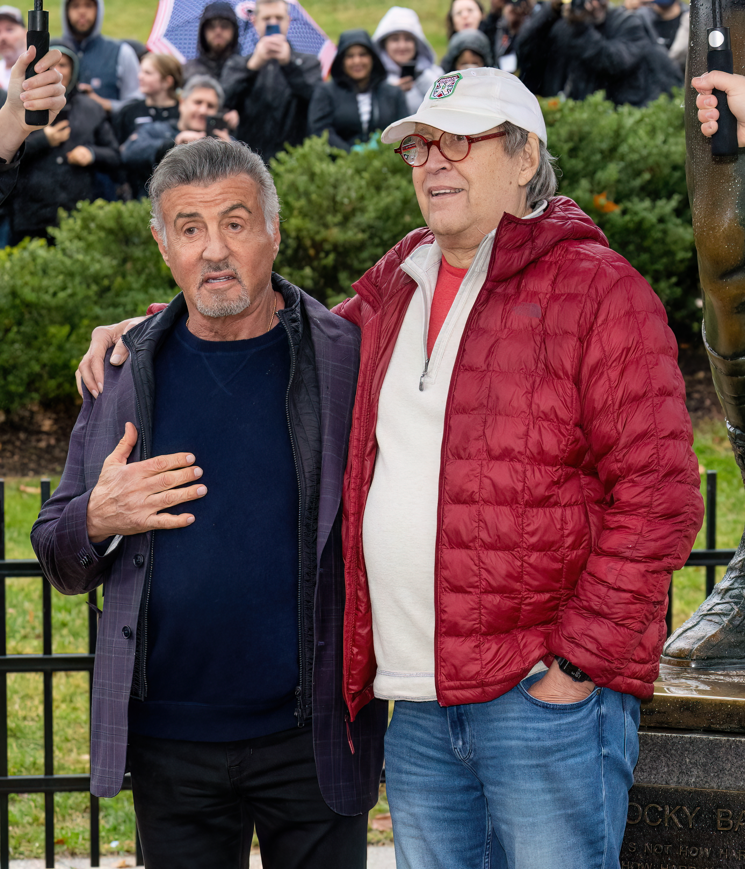 Sylvester Stallone and Chevy posed in front of the famous Rocky statue