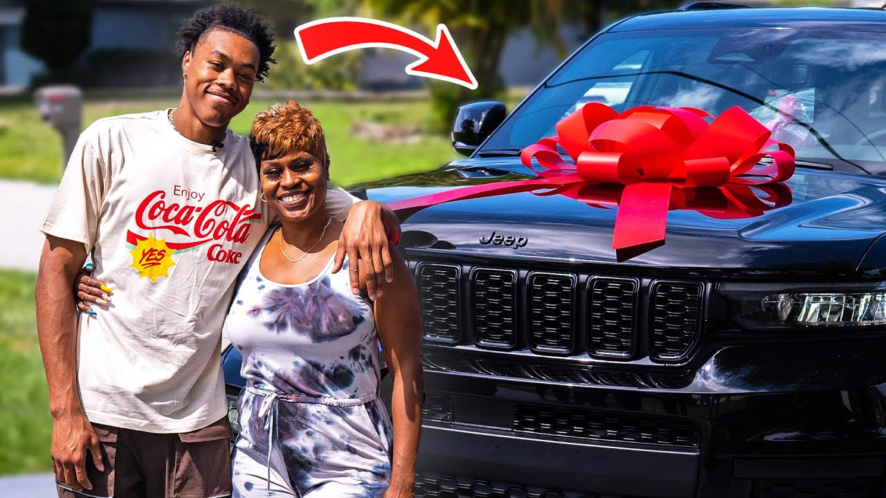 Surprising My Mom With a Car For Mother's Day - YouTube