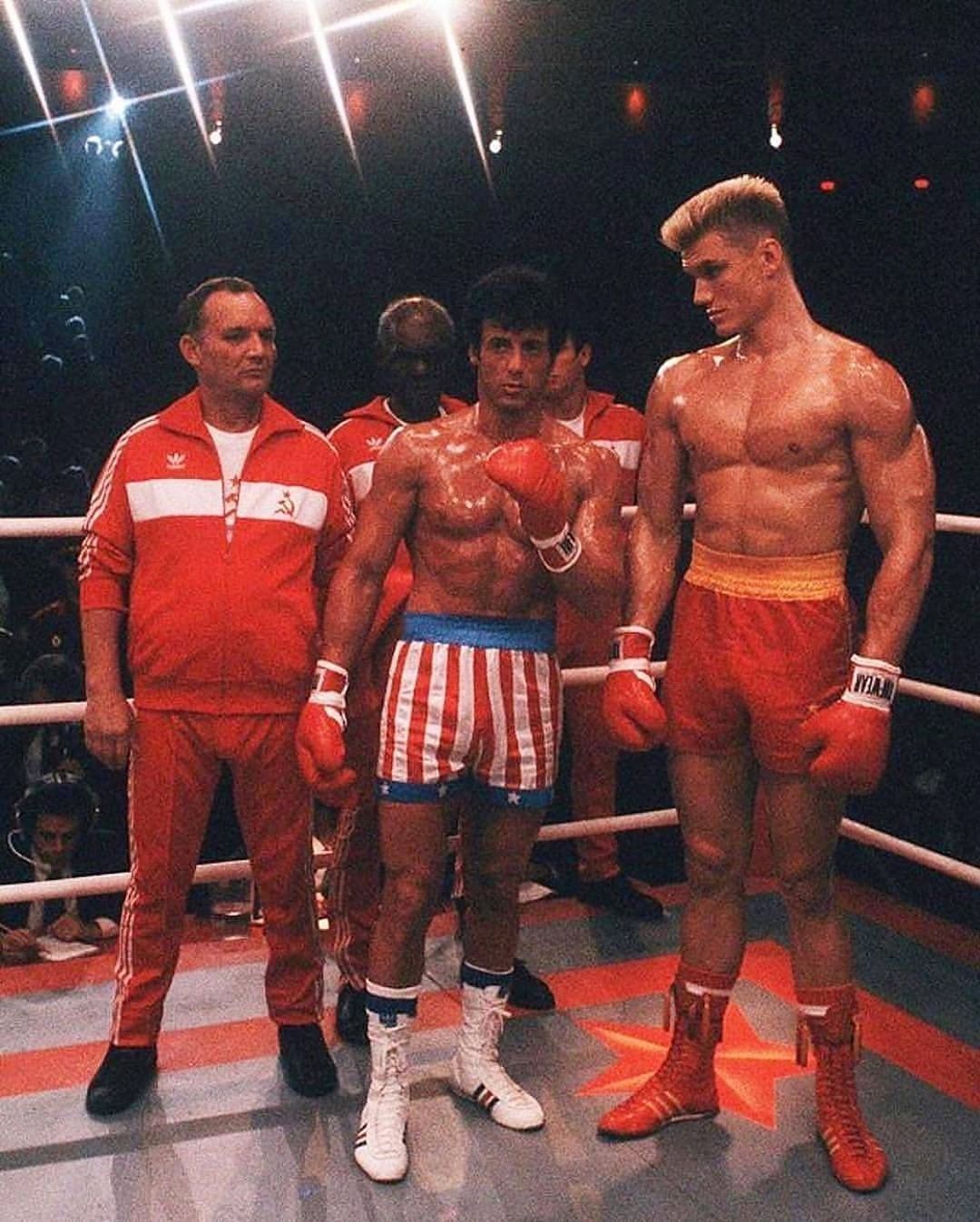 Sylvester Stallone directing Dolph Lundgren on the set of 'Rocky IV'  (1985). | Sylvester stallone, Rocky film, Action movie stars