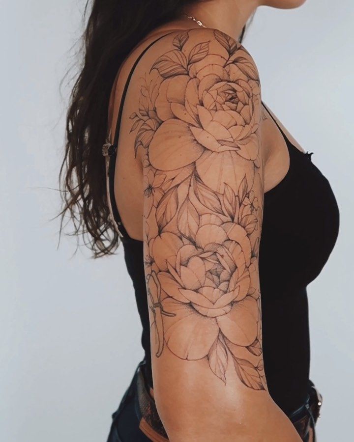 Olga Ocean on Instagram: “So lovely peony shoulder  . #olgaocean  #olgaartist #moscow… | Shoulder tattoos for women, Floral tattoo sleeve,  Flower tattoo shoulder