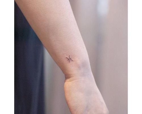 Pisces Zodiac symbol tattoo_