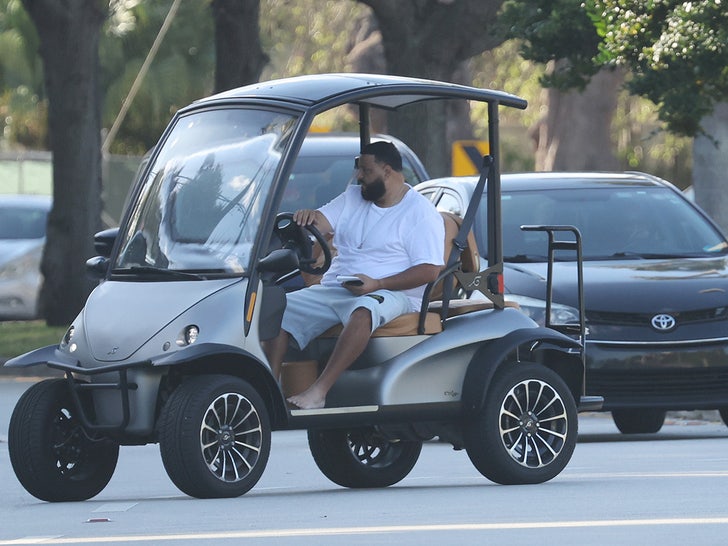 DJ Khaled Pulled Over By Police While Driving Golf Cart | West Observer