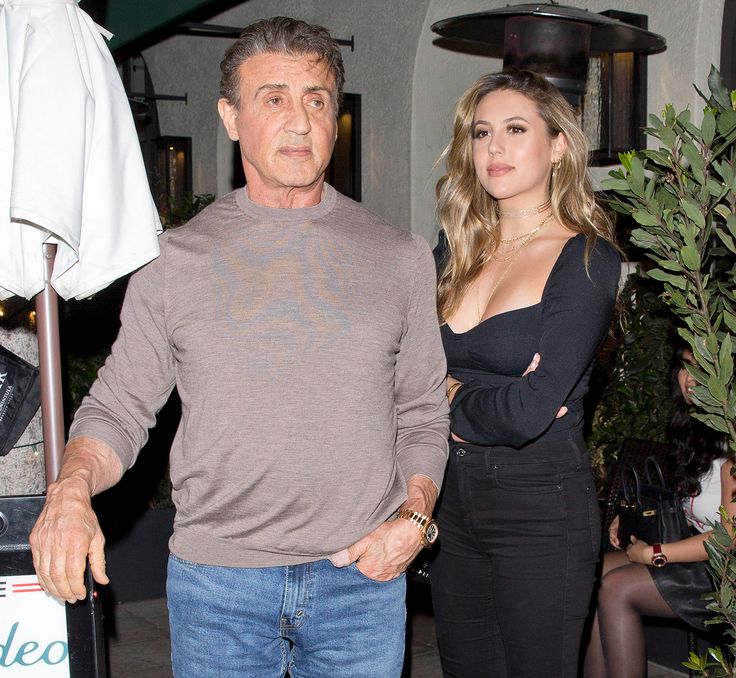 Stallone Family Outing! Sylvester and Wife Jennifer Flavin Have Dinner with  Daughters | Jennifer flavin, Sylvester, Sylvester stallone