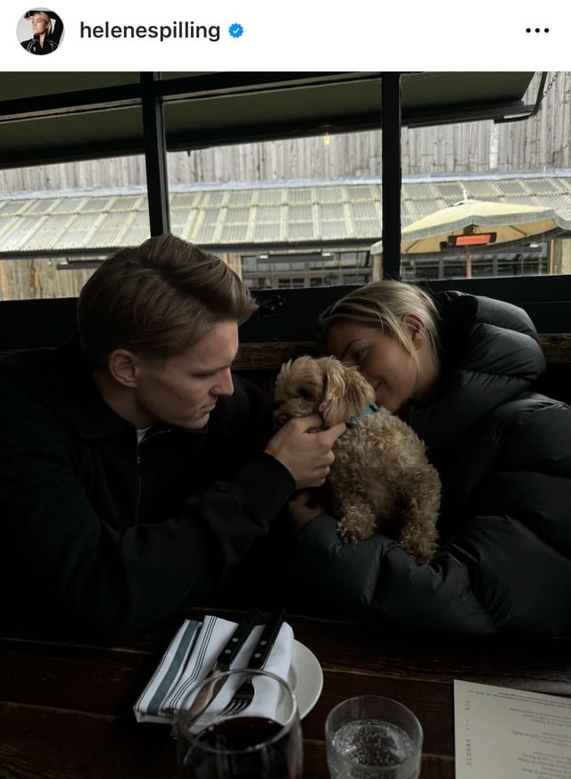 r/Gunners - Arsenal players, their partners & Kai Havertz’s dogs enjoying a few days getaway break in a cabin together. ️