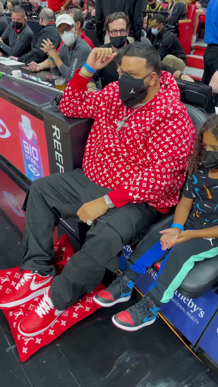 Nice Kicks on X: ".@djkhaled brought a matching pillow to the @MiamiHEAT  game just for his Louis Vuitton x Air Force 1s! He different fr   https://t.co/VxrNdJ4hyy" / X