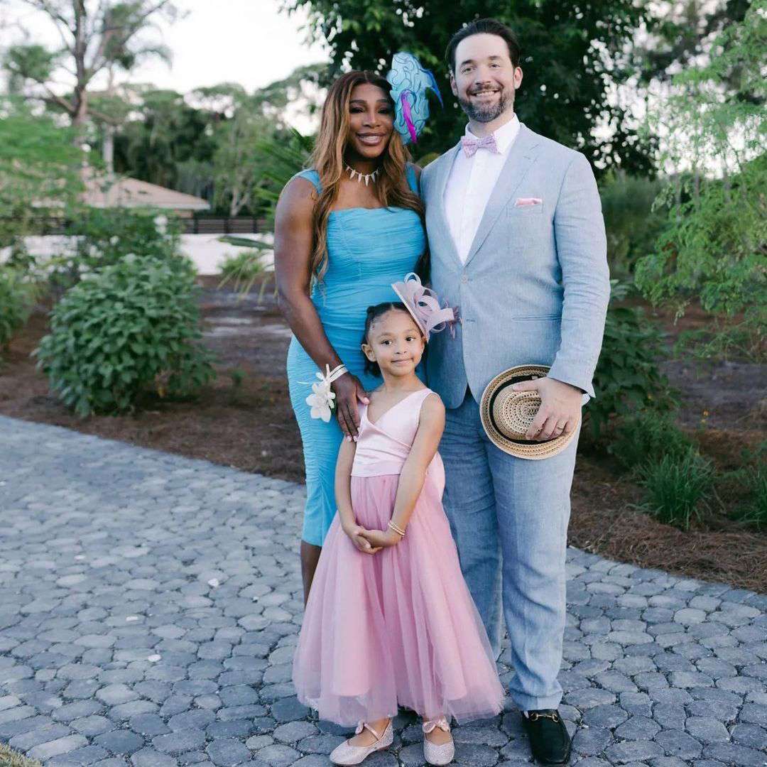 Serena Williams, Alexis Ohanian Pose with Daughter at Wedding: Photo