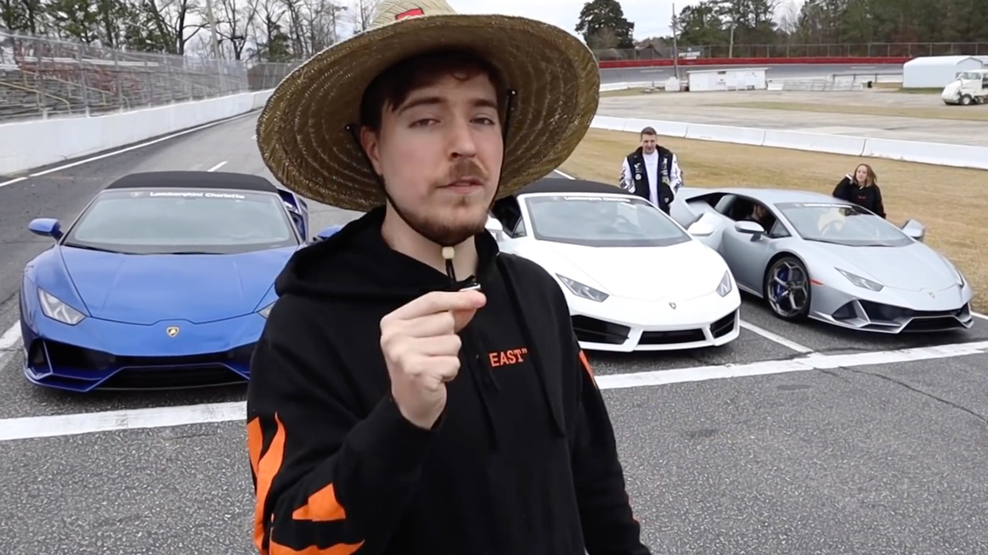 MrBeast - YouTube Star Gives Away Lamborghini Inspires Others To Give Back  | TuBeast.com