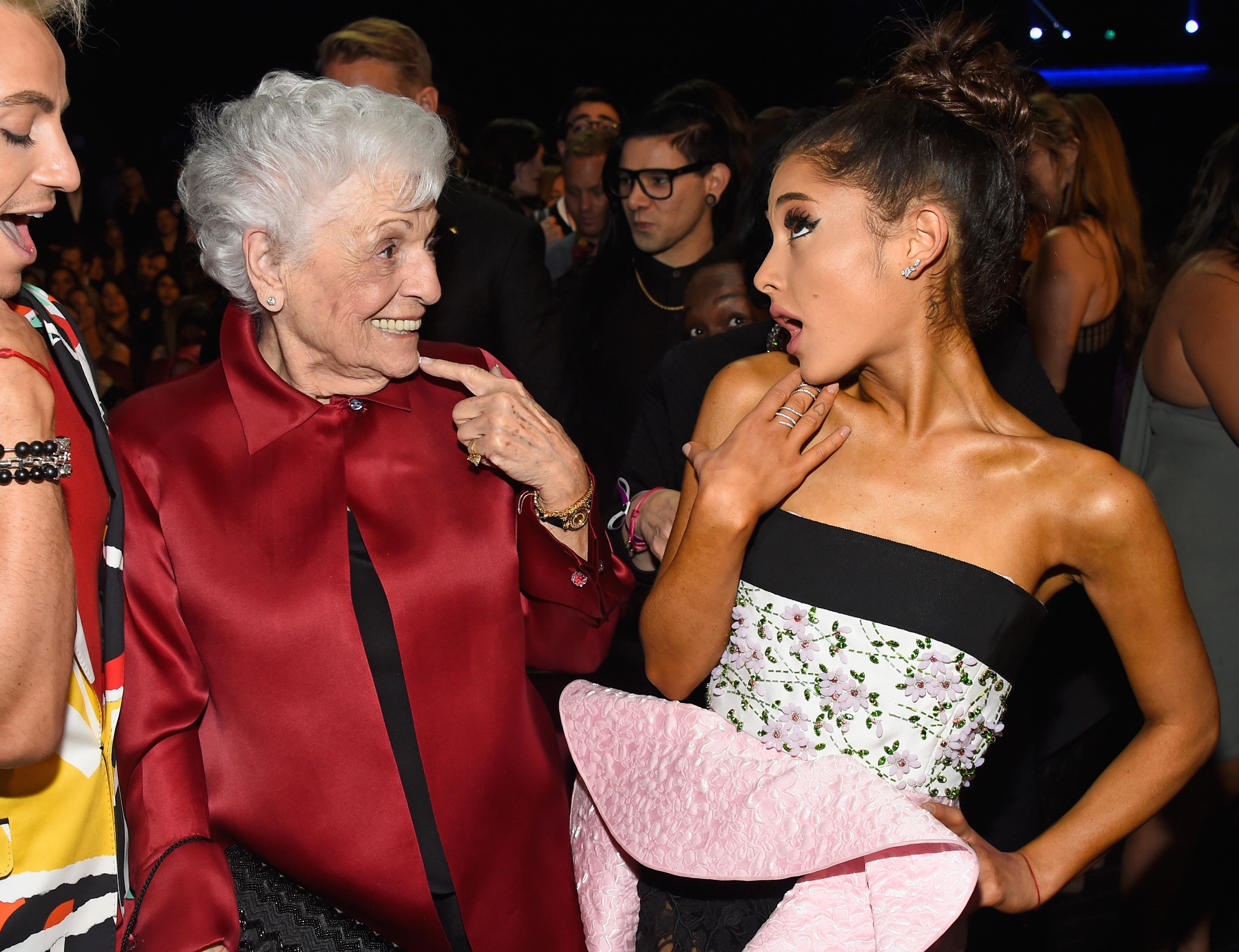 Ariana Grande's Grandmother Reacts at Concerts in Fan Photos | Teen Vogue