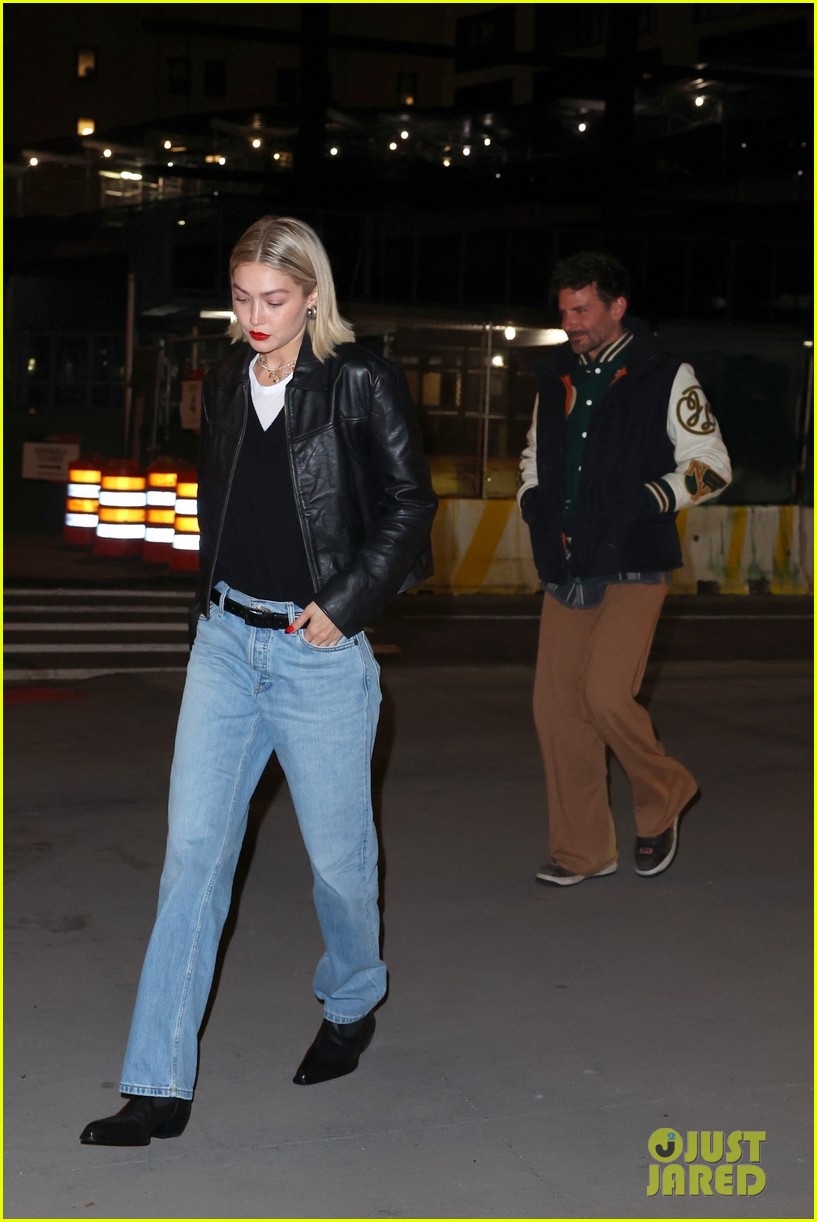 gigi hadid bradley cooper date night at italian restaurant 025026151