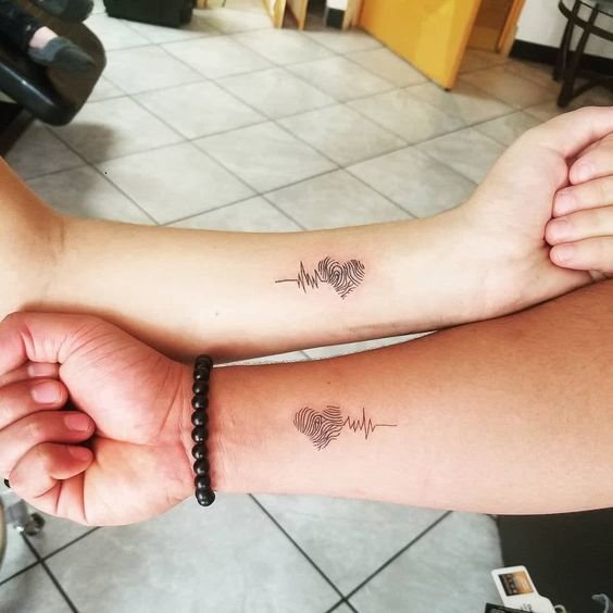 classy women's unique hand tattoos