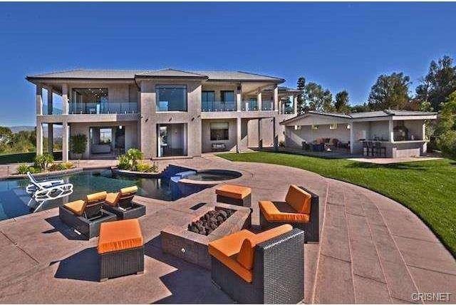 Here's a Look Around Chris Brown's Latest Disastrous House | Chris brown  house, Chris brown, House
