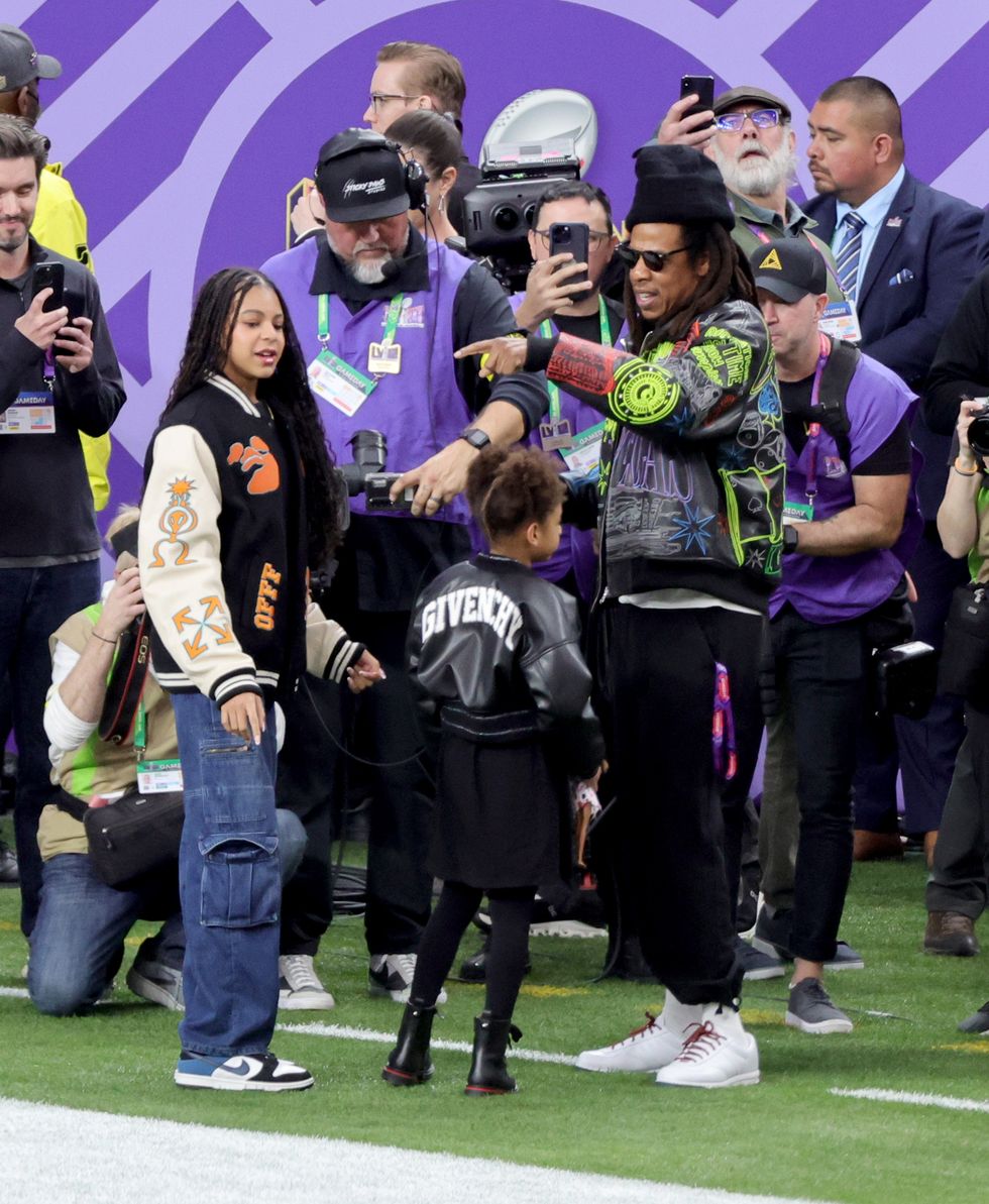 blue ivy carter and rumi carter at the super bowl lviii pregame