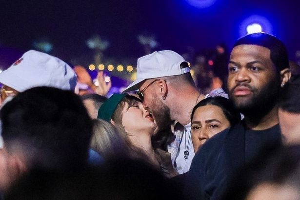 Taylor Swift and Travis Kelce kiss in Coachella crowd packing on PDA as  fans swoon - Mirror Online