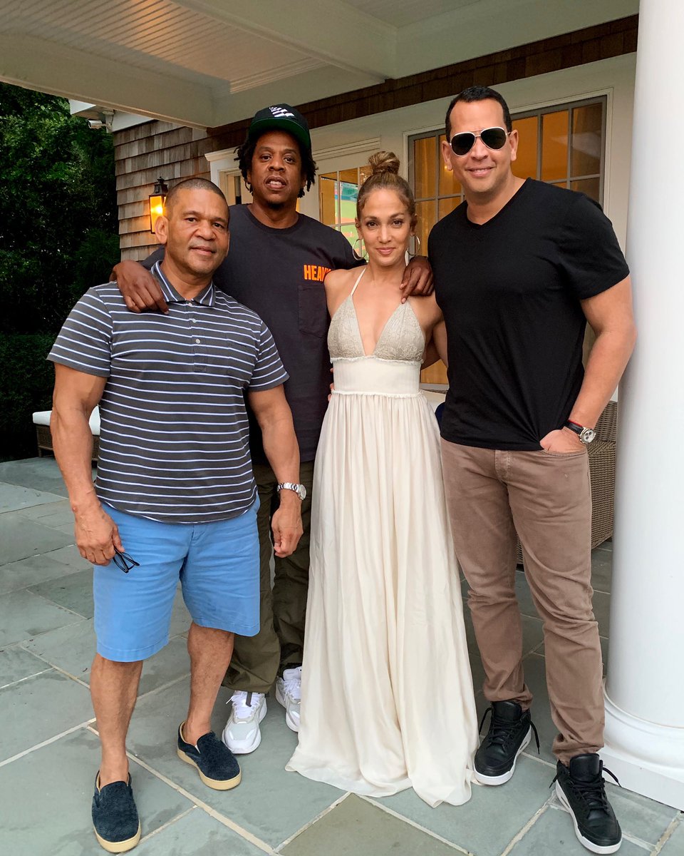 Alex Rodriguez on X: "Always great to see my brother, Jay Z. Thanks for  coming to our home. #familia  https://t.co/nNW9XJf8Mq" / X