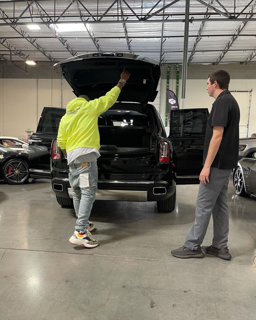 davido buys the 2021 Rolls Royce Cullinan worth about N300M - 102.3 Max FM