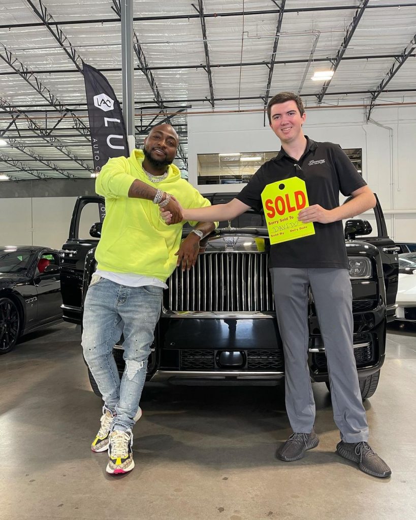 davido buys the 2021 Rolls Royce Cullinan worth about N300M - 102.3 Max FM