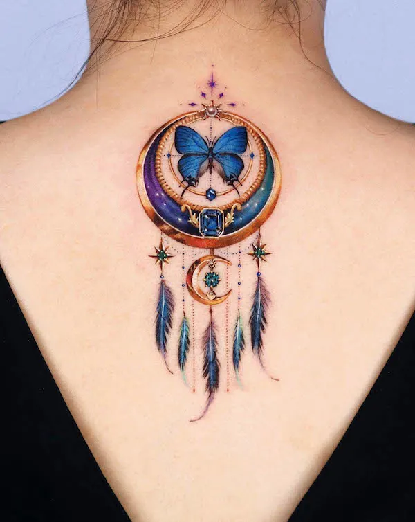 Butterfly dreamcatcher on the back by @yeriel_tattoo