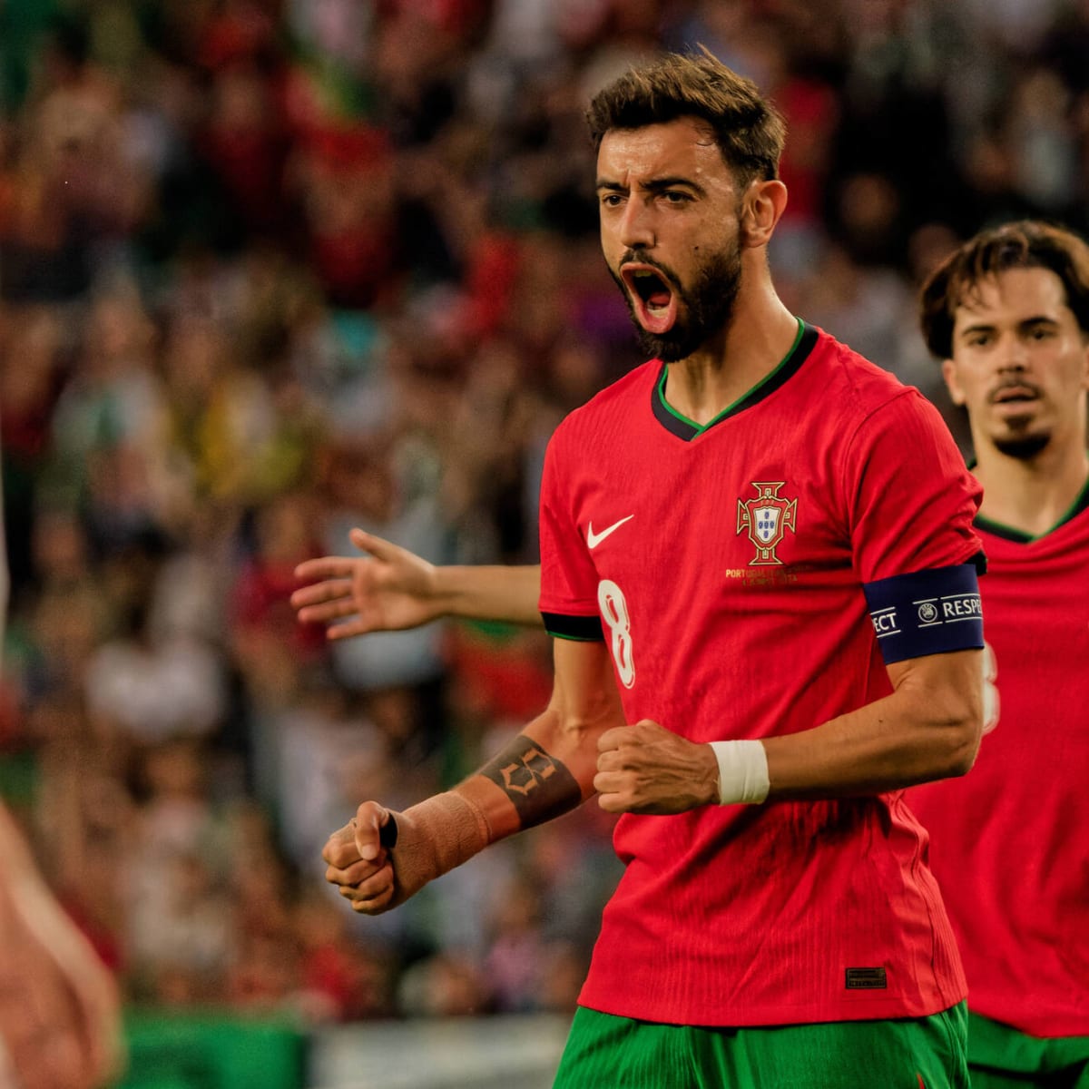 Watch: Bruno Fernandes scores beautiful goal from distance vs Finland | Yardbarker