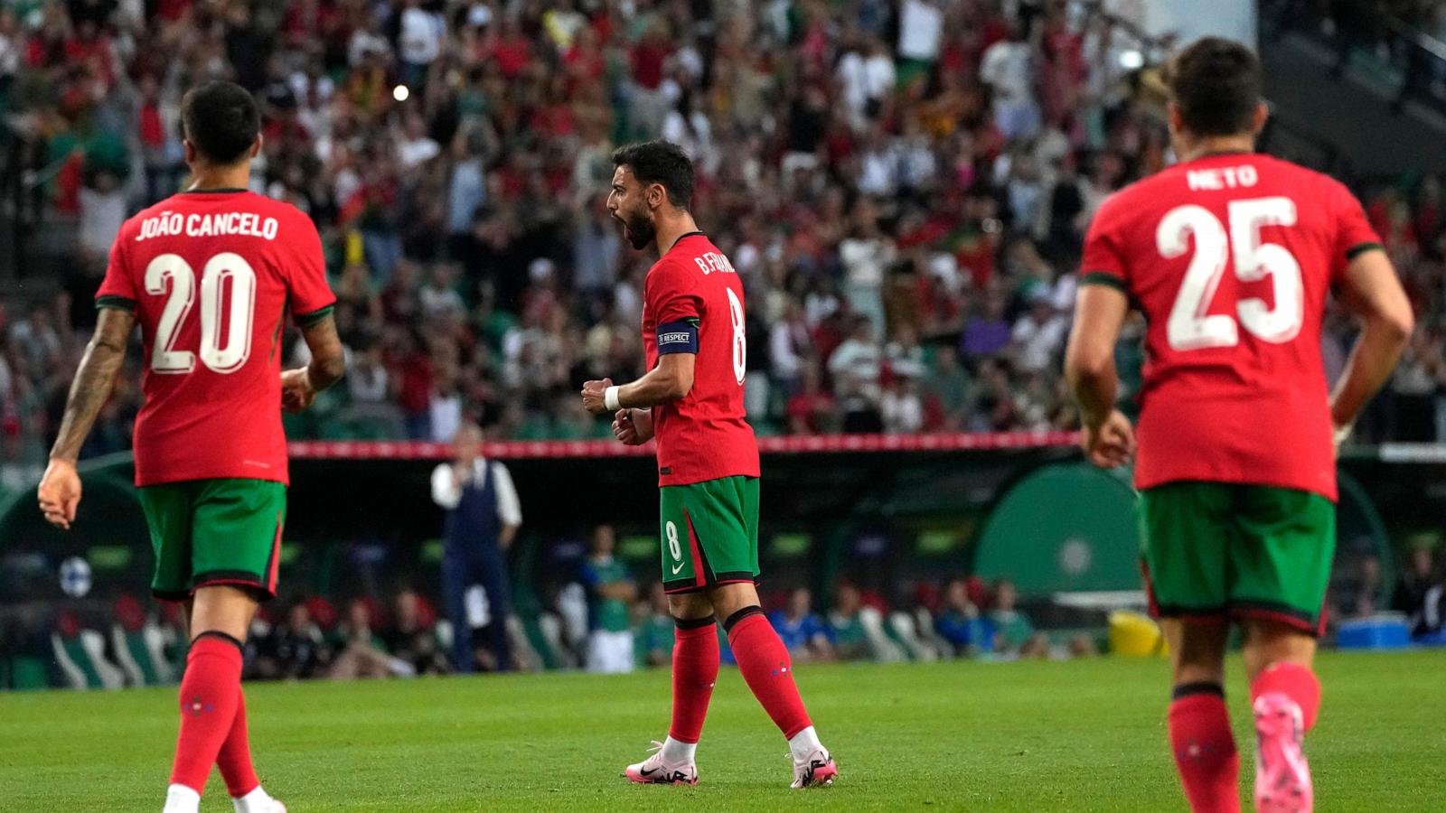 Defending Euro champ Italy draws 0-0 against Turkey, which loses Kabak to injury. Portugal wins 4-2 - ABC News