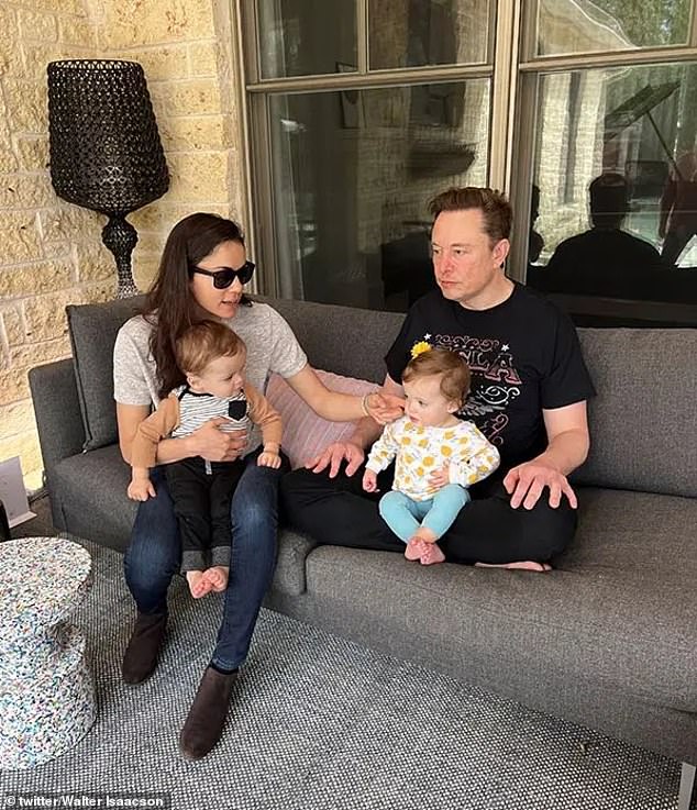 The twins Strider and Azure (pictured here aged 16 months with their parents Elon Musk and Shivon Zilis) were 𝐛𝐨𝐫𝐧 in November 2021, just weeks before Musk and Claire Boucher, the musician who performs as Grimes, had their second 𝘤𝘩𝘪𝘭𝘥 via surrogate