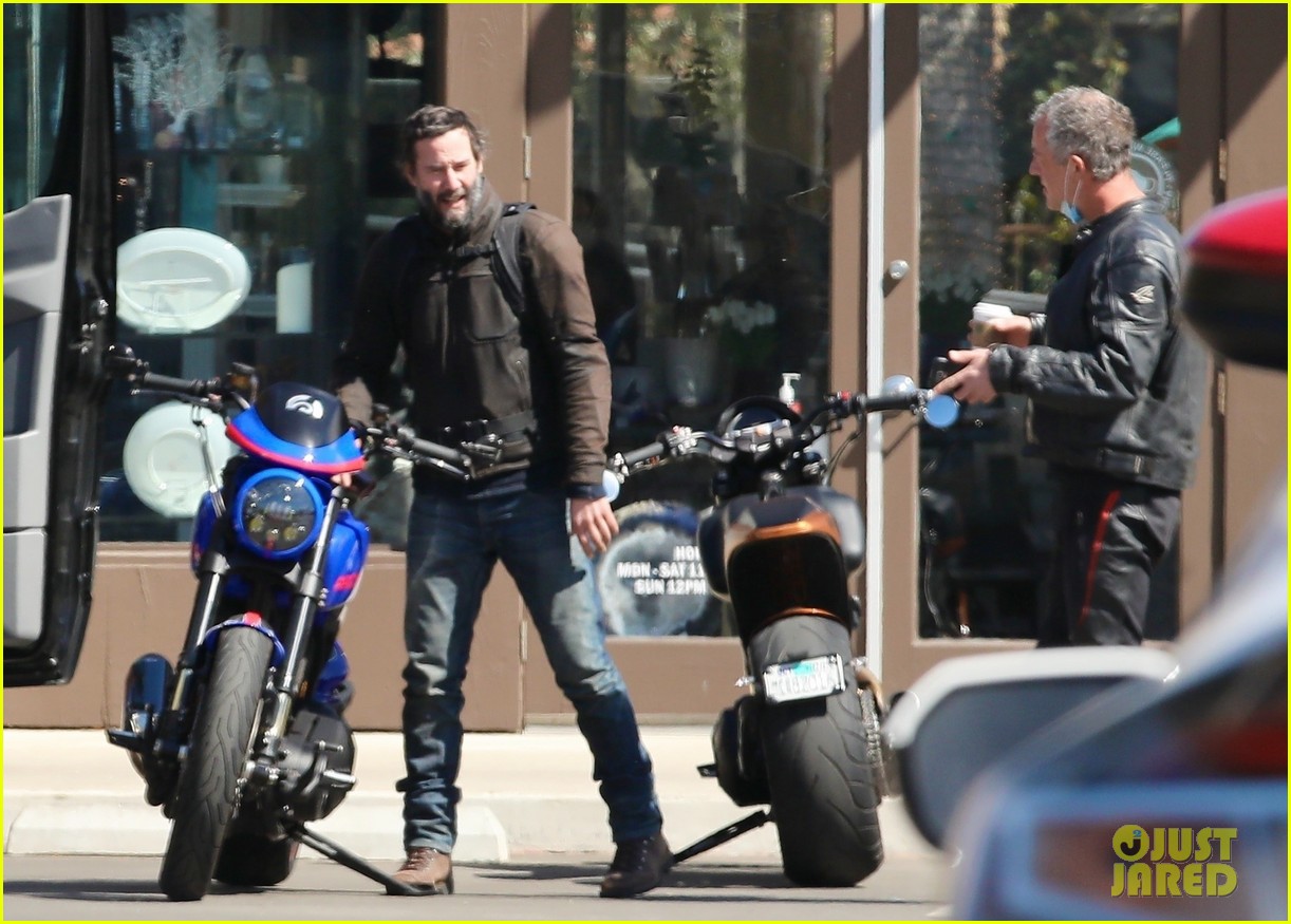 keanu reeves epic motorcycle story malibu 014531362