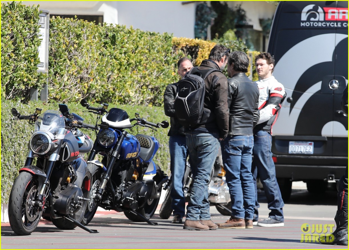 keanu reeves epic motorcycle story malibu 014531362