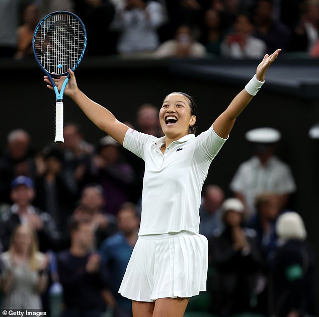 Williams lost 7-5 1-6 7-6 (7) to Harmony Tan, a 24-year-old debutante ranked 115