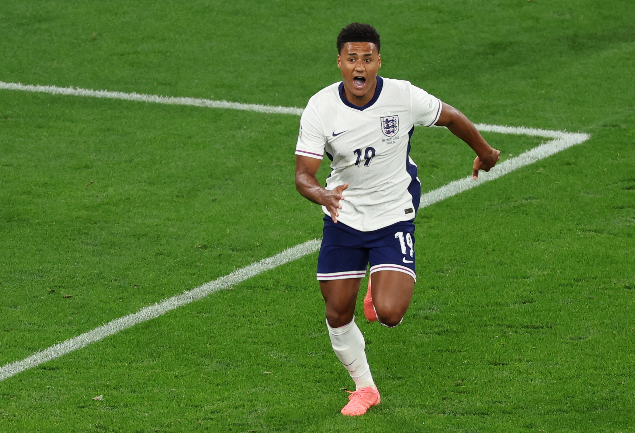 Super sub Ollie Watkins scored a last-gasp stunner to send England through