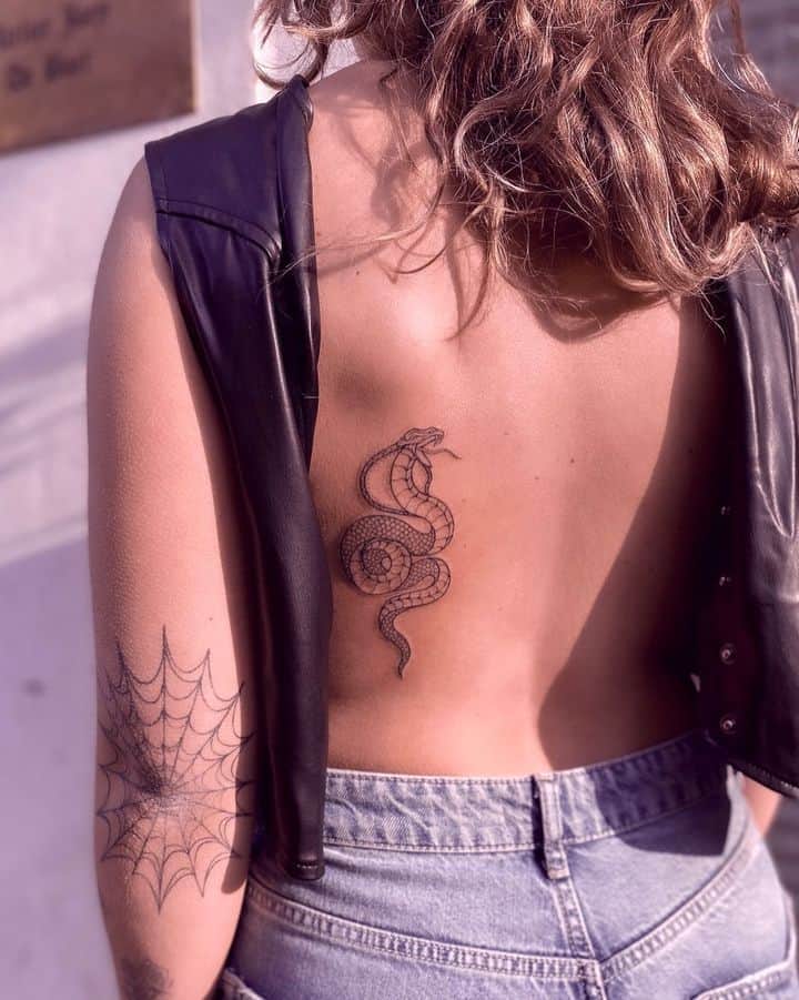 Snake tattoo by saskiapatrice