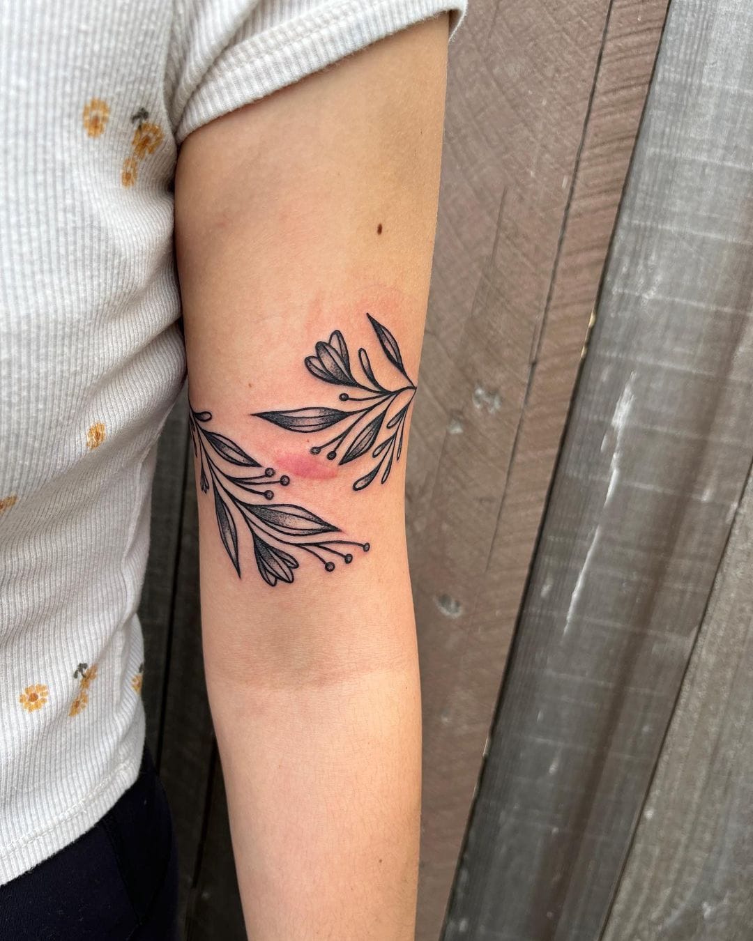 Simple Vine Tattoos