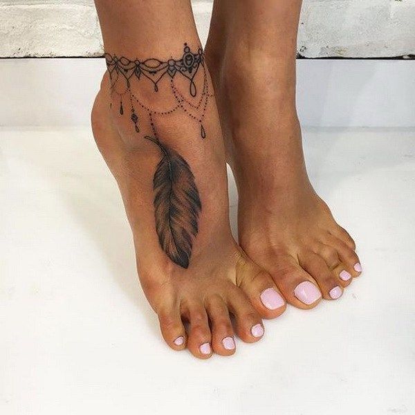 50+ Elegant Foot Tattoo Designs for Women - For Creative Juice